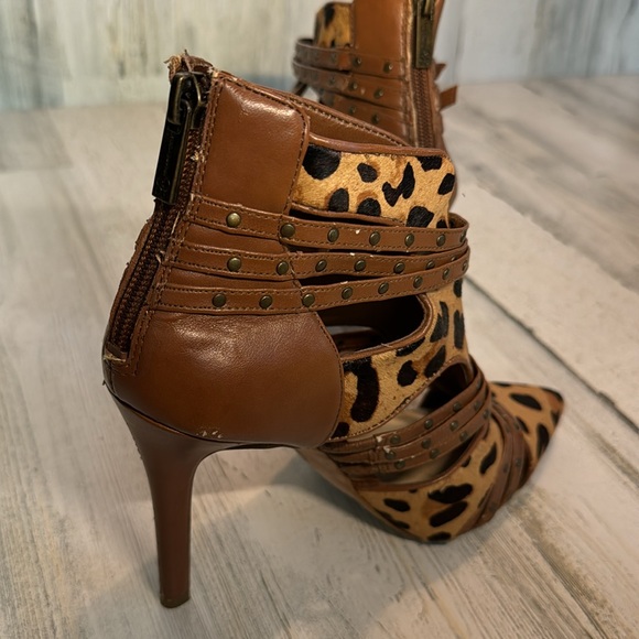Jessica Simpson Animal Print Heels Size 7M - Picture 13 of 16